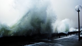 SaintMalo Grande marée janvier 2015 Springflut High tide waves marea grande [upl. by Iadrahs]