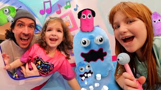 BABY RAiNBOW GHOSTS visit Doctor Adley Niko and Navey play neighborhood Animal Vet with new merch [upl. by Tutankhamen79]