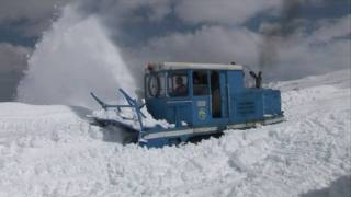 Schneeräumung am Großglockner 2009 [upl. by Aubrie]