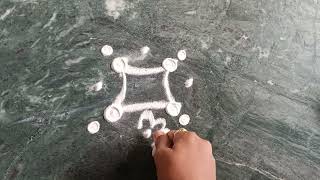 सोपी छोटीशी रांगोळी  daily simple rangoli  easy rangoli for beginners rangoli muggulu kolam [upl. by Marcellus975]