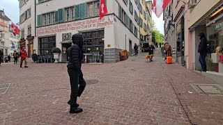 Spazierengehen in Zürich und den alten Straßen der Stadt die ein Touristenort ist [upl. by Witherspoon9]