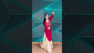 Pairon Mein Bandhan Hai  Dance Cover  Mohabbatein  Himani Saraswat  Dance Classic  shorts [upl. by Ardehs]