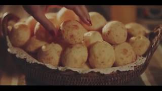 Pão de queijo Forno de Minas [upl. by Arahahs]