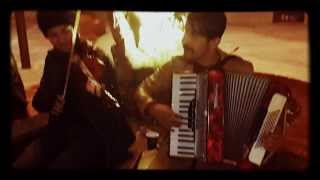 Yann TiersenLa Veilléeaccordionviolin coverStreet Performance [upl. by Pierre942]