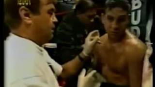 Hector Macho Camacho vs Ray Boom Boom Mancini Highlights [upl. by Nikal570]