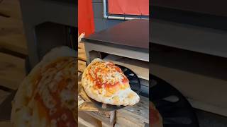 Pizza Calzone recept met pulled pork  BBQuality [upl. by Ettenwad17]