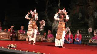 Beautiful Bali  Legong Trance Dance in Ubud [upl. by Petracca]