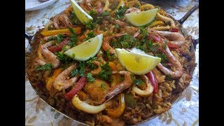 بايلا بالقمرون و فواكه البحر على طريقتي الخاصة جد رائعة و لذيذة Recette de Paella [upl. by Gadmann580]