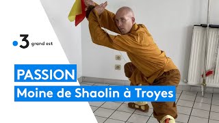 Troyes  rencontre avec Mickael Renaut le premier occidental ordonné officiellement Moine de Shaolin [upl. by Ynattir]