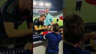 ODEGAARD SIGNS YOUNG SUPPORTERS SHIRT IN LA ❤️ [upl. by Asirahc272]