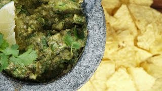 Guacamole  Verdens bedste hjemmelavede avocadodip [upl. by Adym]