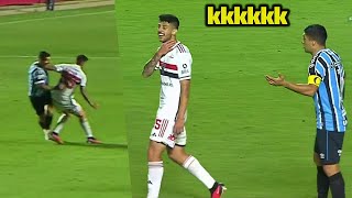 O BERALDO RINDO DA CARA DO SUAREZ 🤣  SÃO PAULO X GRÊMIO [upl. by Einalam]