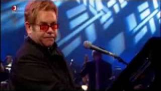 Elton John  Levon Live in New York 2004 [upl. by Anielram91]