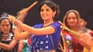 Kanudan Baug Ma Gujarati Dandiya Songs [upl. by Brote]