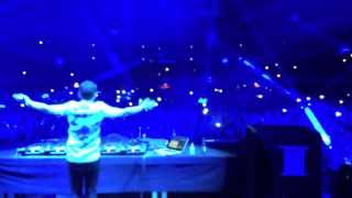 Hardwell playing KURA  Bumbershoot Live  Meo Arena I Am Hardwell Tour [upl. by Stanfill]