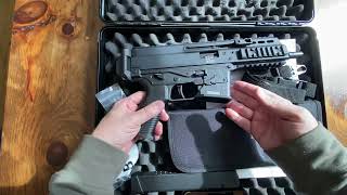 BampT APC9 Pro unboxing  close up [upl. by Inattirb666]