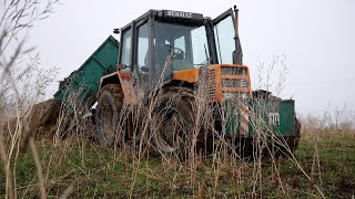 💪Wtopa renault 9514💪Wywóz obornika 2024 💪Ciężkie warunki 💪t25 dostaje po garach 💪 [upl. by Nolana749]