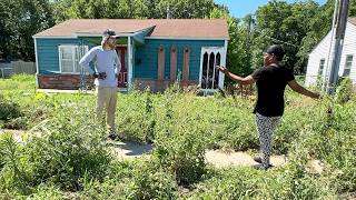 ANGRY neighbor has had ENOUGH of the homeowner ruining the look of the neighborhood [upl. by Brothers]