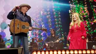 Alan Jackson and Lee Ann Womack  Louisiana Woman Mississippi Man 412019 Nashville TN [upl. by Eceined]