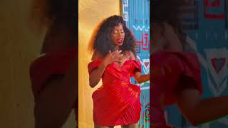 Sheebah new song re6 introvertlyrics duet sheebah eddykenzo duet hoozambe ugandanartist [upl. by Pantheas]