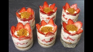 Verrine à la fraise et spéculos quot recette facile quot [upl. by Notsae]