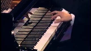 Vazsonyi Plays Beethoven Concerto No4 in G Major Op58 [upl. by Darrey]