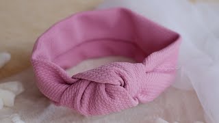 28 Seconds Top Knot Headband Tutorial Bullet Headband [upl. by Burley]