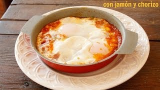 Huevos al plato con jamón y chorizo  Recetas de cocina fáciles [upl. by Ramilahs]