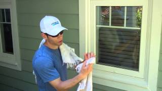 How To Clean A Window Quickly amp Easily Like A Pro [upl. by Jdavie]