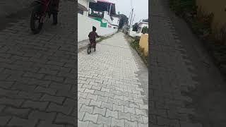 me tota m tota hare rang ka m hota school viral funny midhoo tredingshorts [upl. by Eelynnhoj]