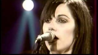 PJ Harvey live 2000 A Place Called Home This Wicked Tongue [upl. by Akinajnat]