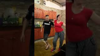 Así se baila la cumbia en Santa fe papaaa [upl. by Monsour661]