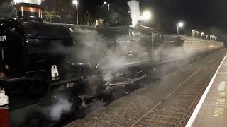 Vintage Trains Clun Castle penultimate Polar Express of 2023 Whitlocks End 23122023 [upl. by Milly587]