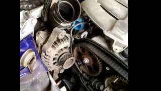 Opel Tigra X16XE  wymiana alternatora [upl. by Luca]