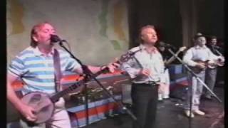 THE Wolfe Tones live at the NationalKilburn Londonavi [upl. by Carissa]