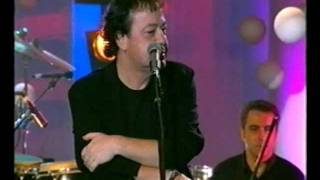 Dalaras amp Parios  S agapo giati eisai oraia live [upl. by Innep]