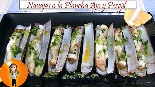 Navajas a la Plancha con Ajo y Perejil  Receta de Cocina en Familia [upl. by Amikay]