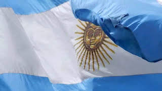 Himno Nacional Argentino por Banda Militar  Bandera Argentina flameando [upl. by Volding]