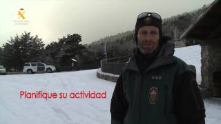 Consejos de la Guardia Civil para actividades de montaña en época invernal [upl. by Aisetra]