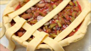 How to weave a latticetop pie crust SomethingEdiblecom [upl. by Redna]