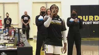 Purdue Fort Wayne Mastodons basketball player Sylare Starks sings National Anthem before home game o [upl. by Einahpehs]