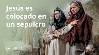 Jesús es colocado en un sepulcro [upl. by Ayidan]