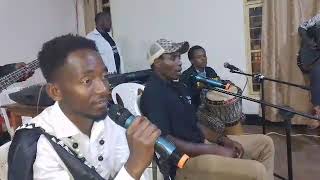 Sina makosa Les wanyika  caver Steven band live🔥 [upl. by Anilosi920]