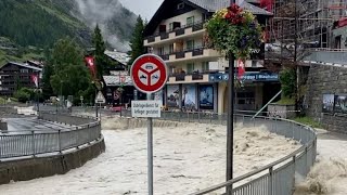 Unwetter in der Schweiz Zermatt von Außenwelt abgeschnitten [upl. by Odnomar]