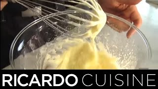 Comment faire une mayonnaise de base maison [upl. by Eillil]