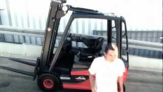 Handrem test op helling Linde heftruck vs Still amp Hyster [upl. by Andrade]