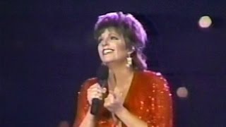 Liza Belts Out the Ultimate Performance of New York New York REMASTERED 2013 [upl. by Hsiekal]