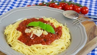 BESTE Pasta mit Tomatensauce Schnellste und einfachste Tomatensauce der Welt [upl. by Henghold]