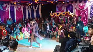 Dhuk Dhuk kore। Duno ballon dhuk dhuk kore। Bangla Dance। New weeding Dance performance by Sunny [upl. by Annaer]