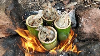 Creative Way to Cook Shrimp in Bamboo Tube [upl. by Suiravaj]